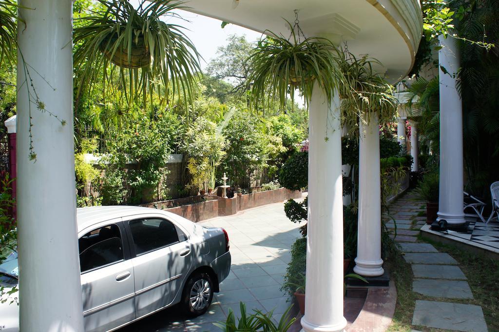 Sirohi House New Delhi Extérieur photo